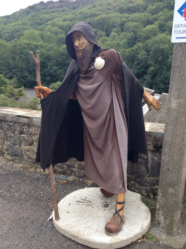 This guy looks waaaay more tired than me, oui?