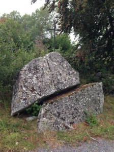 More mechanically-weathered granite boulders enroute.